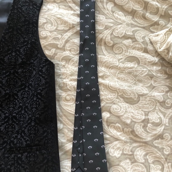 Appaman outfit for a 8-9yo - Picture 4 of 8